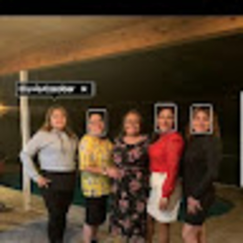 Meet your Posher, Maria